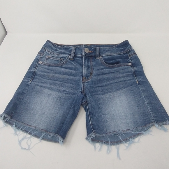 American Eagle Outfitters Super Stretch Midi Medium Fade Wash Jean Shorts Wmns 4
